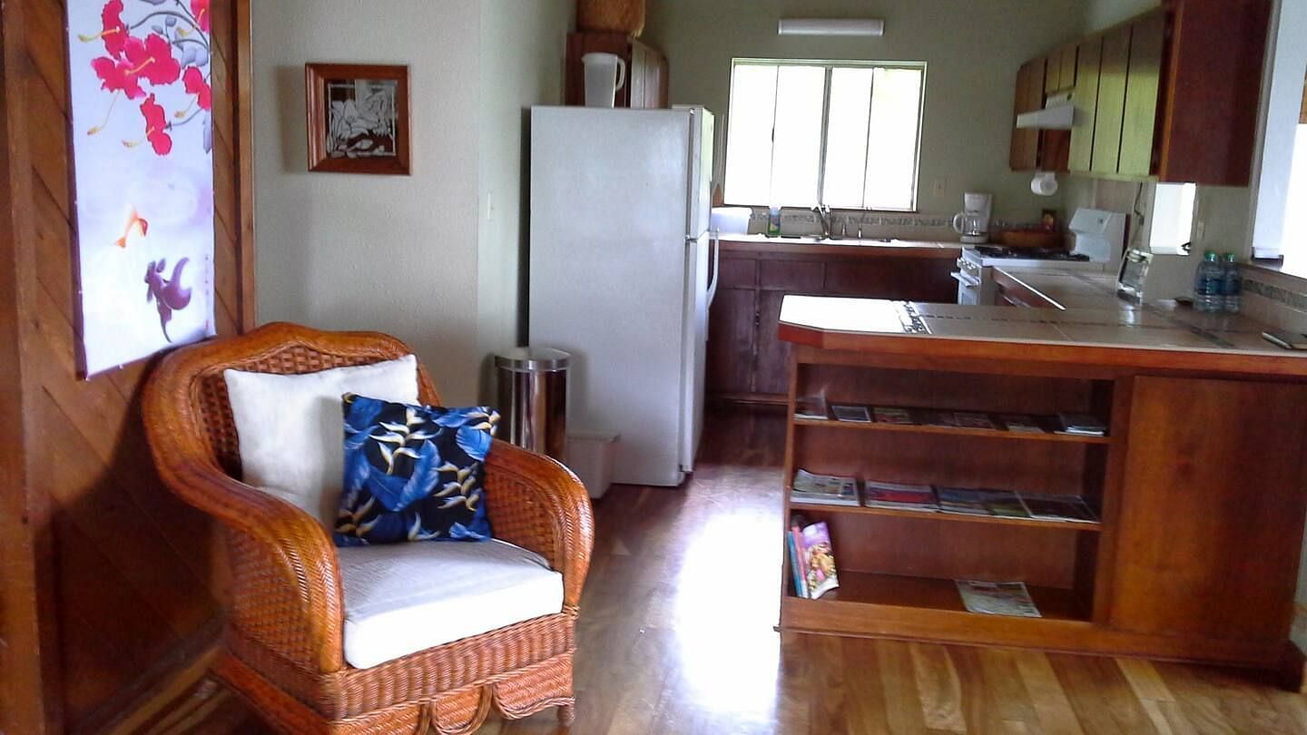 JWguest House at Mountain View, Hawaii | Mountain Breeze Cottage 2 Bed/1 b | Jwbnb no brobnb 18