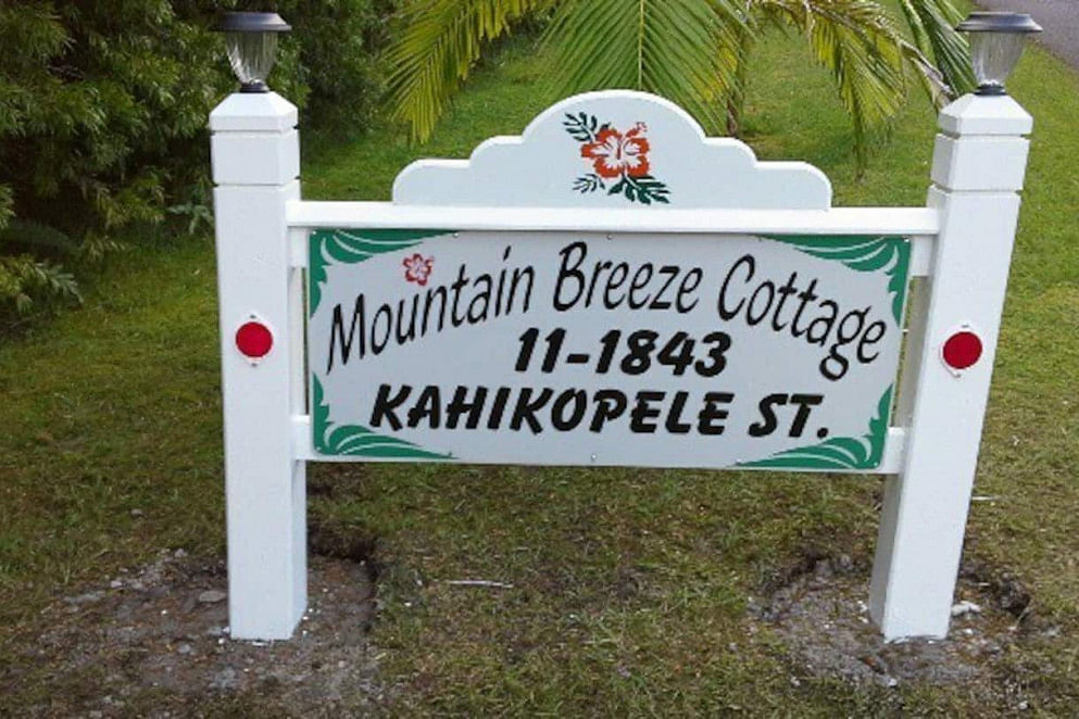 JWguest House at Mountain View, Hawaii | Mountain Breeze Cottage 2 Bed/1 b | Jwbnb no brobnb 8