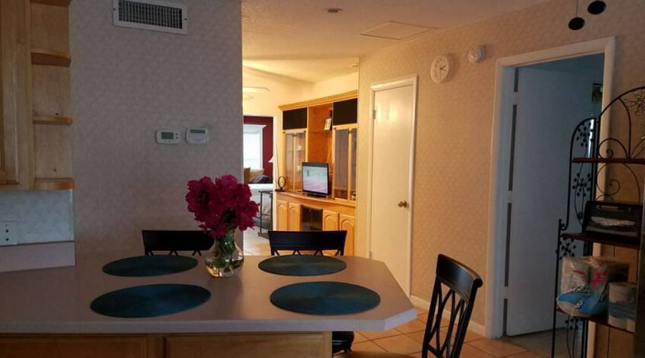 JWguest House at Orlando, Florida | Orlando Florida -Stay with Friends Loving Brothers & Sisters | Jwbnb no brobnb 10