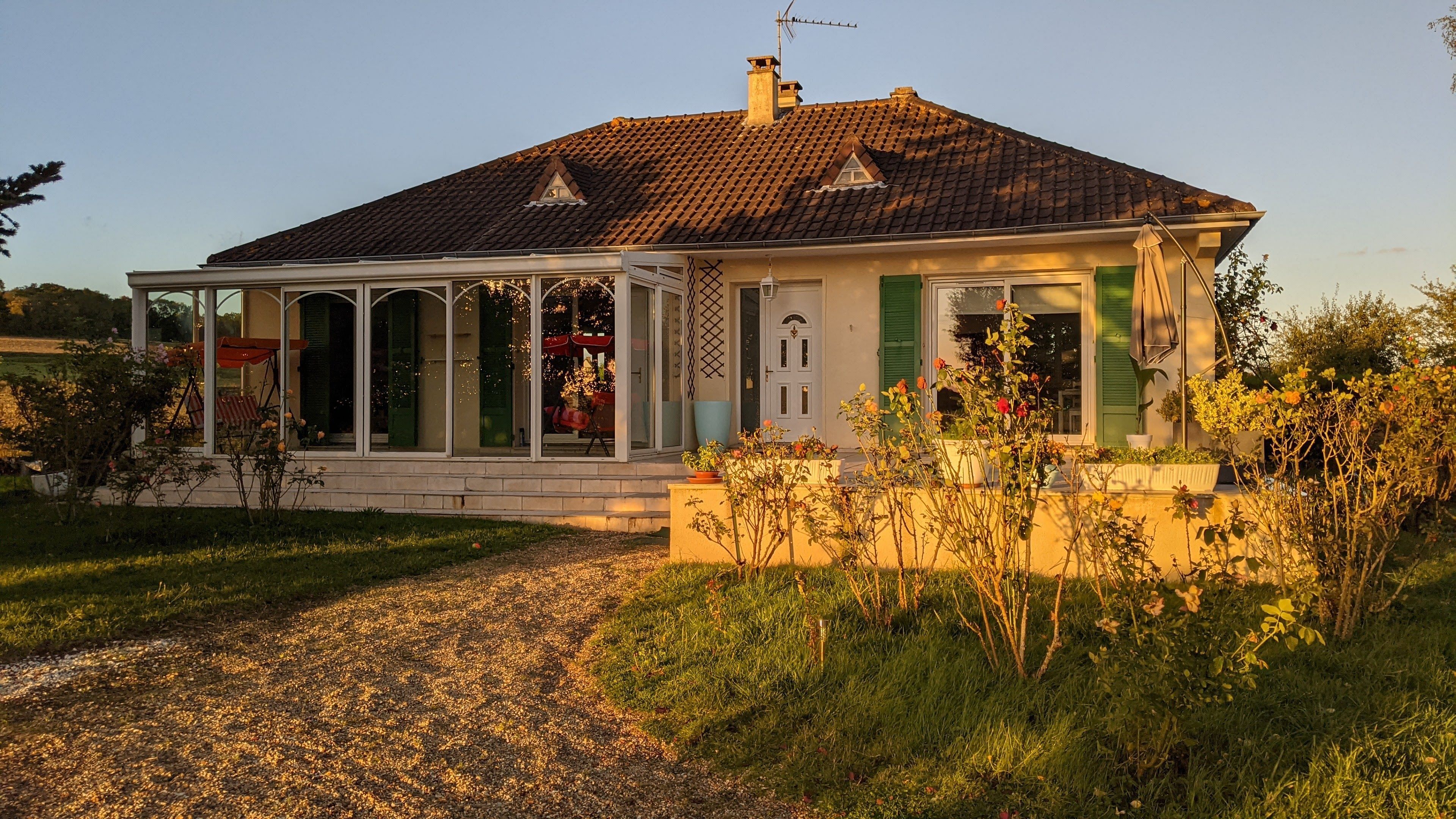 JWguest House at Vexin-sur-Epte, Normandie | Come enjoy fresh air of Normandy | Jwbnb no brobnb 1