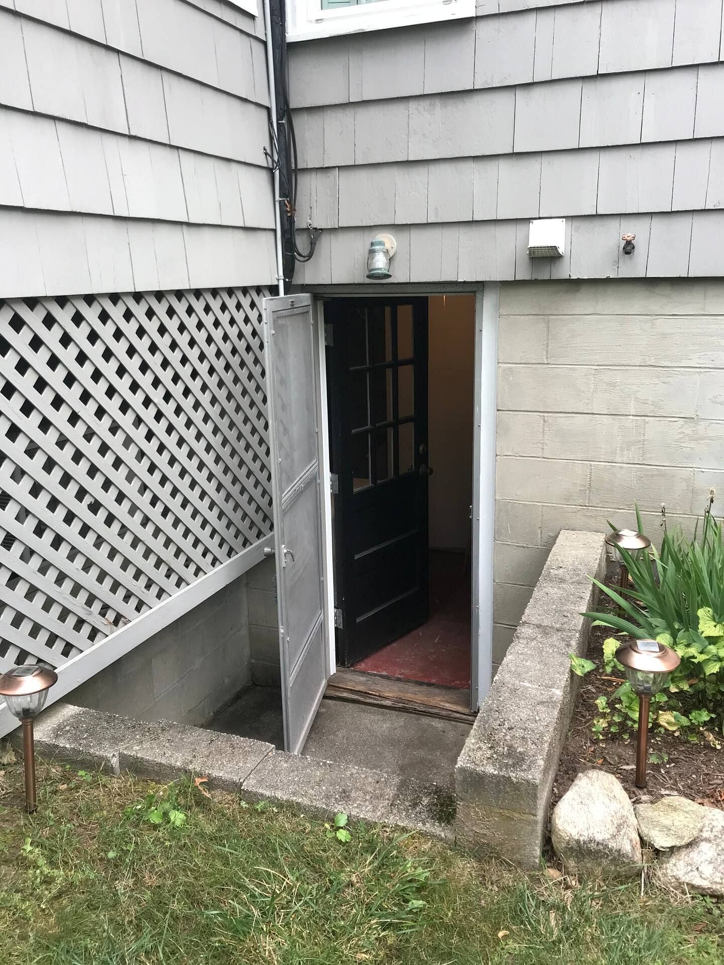 JWguest House at Falmouth, Massachusetts | Private suite near Old Silver Beach on Beautiful Cape Cod!  | Jwbnb no brobnb 19