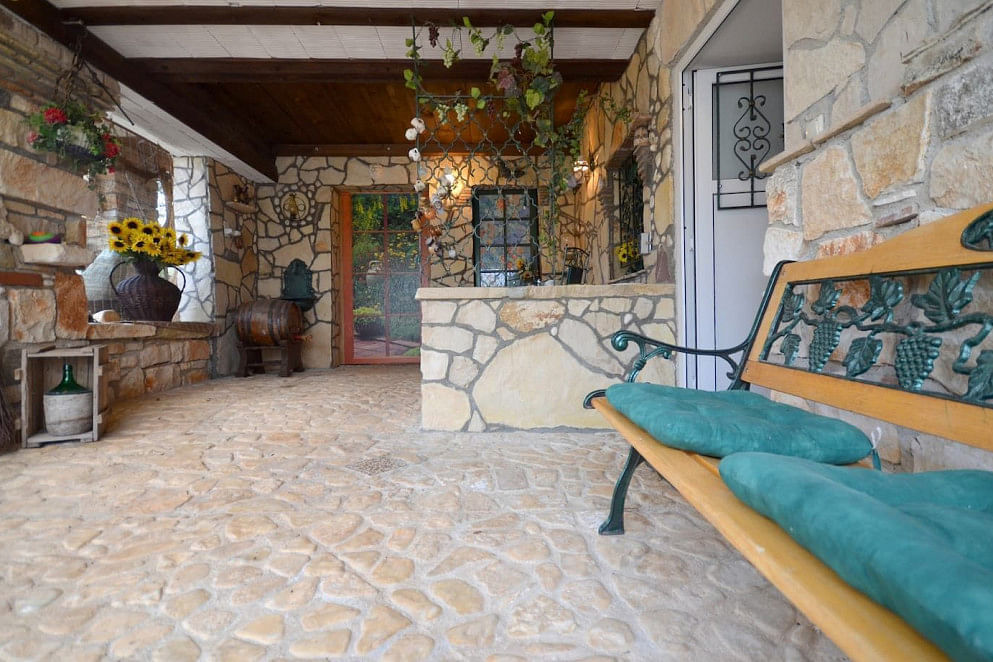 JWguest Apartment at Rovinjsko Selo, Istarska županija | Cozy "La Grotta" home | Jwbnb no brobnb 7