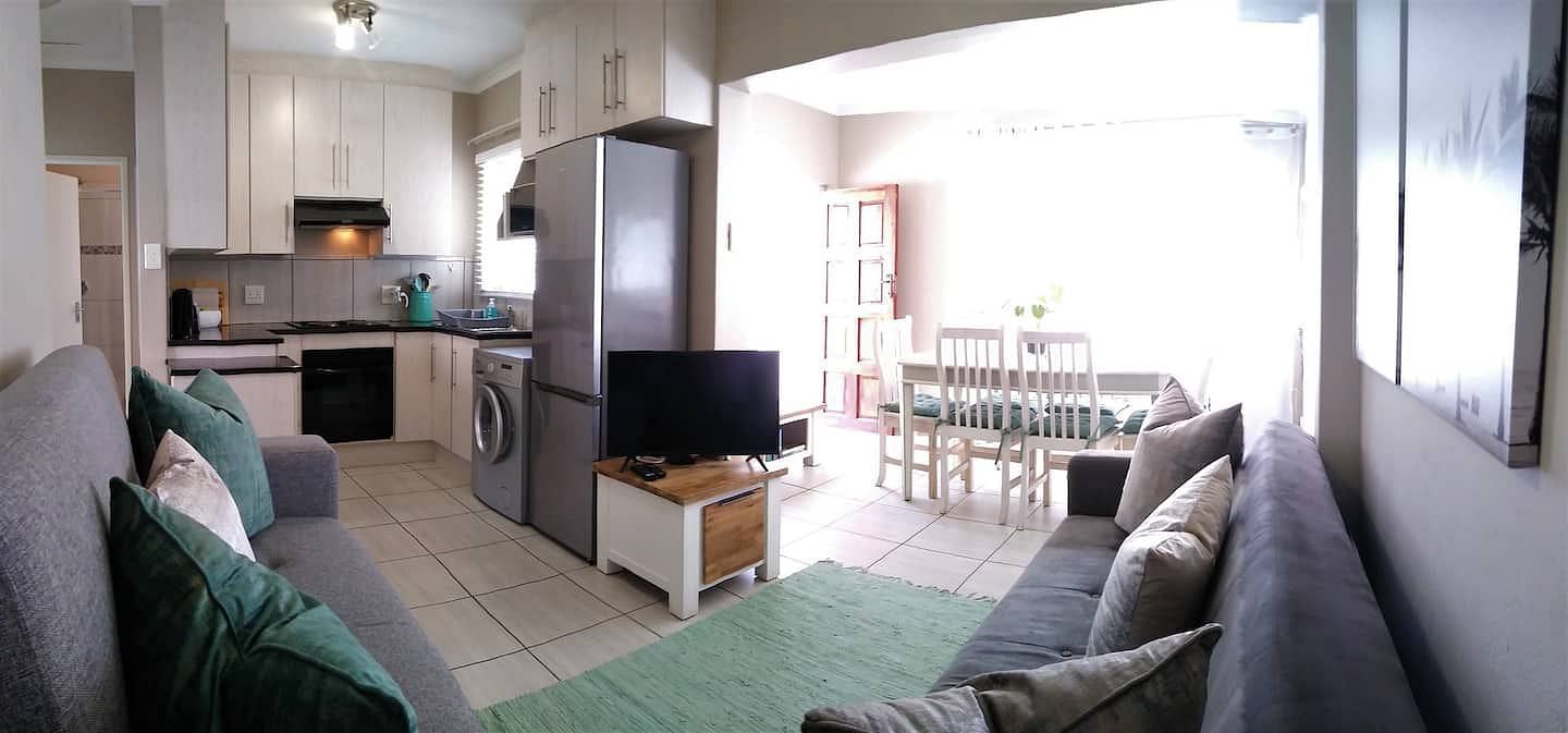 JWguest Residential Home at Krugersdorp, Gauteng | Sunfilled cottage with courtyard | Jwbnb no brobnb 7