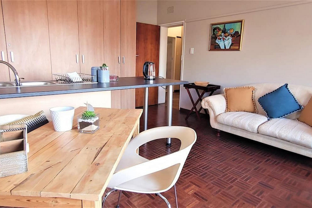 JWguest Residential Home at Roodepoort, Gauteng | Garden cottage | Jwbnb no brobnb 6