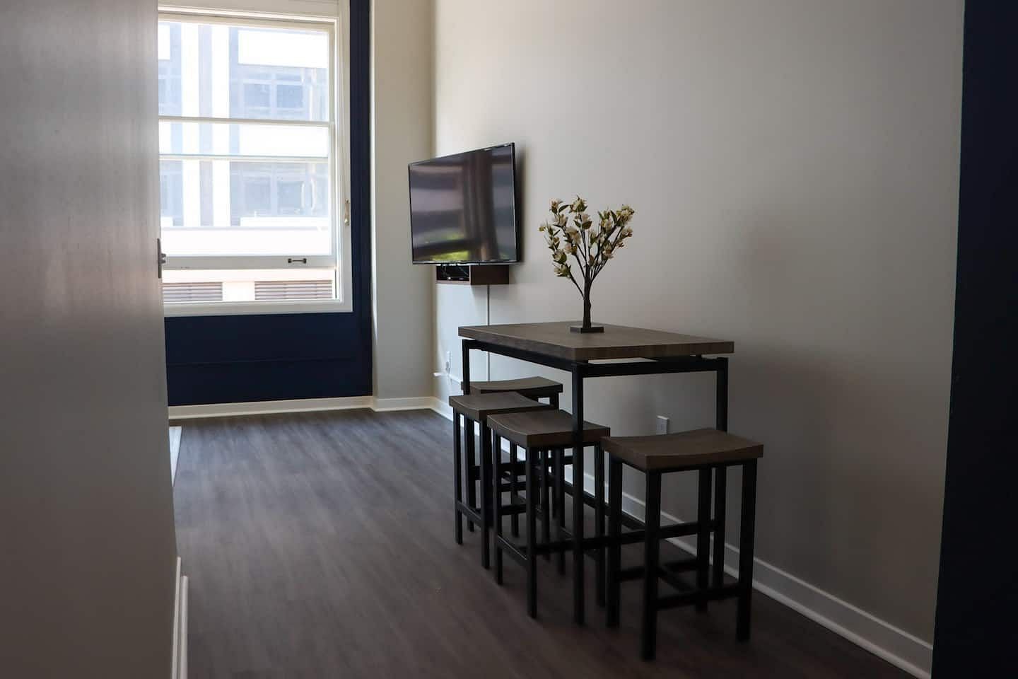 JWguest Rental unit at Indianapolis, Indiana | Executive Stay in Indianapolis | Jwbnb no brobnb 16