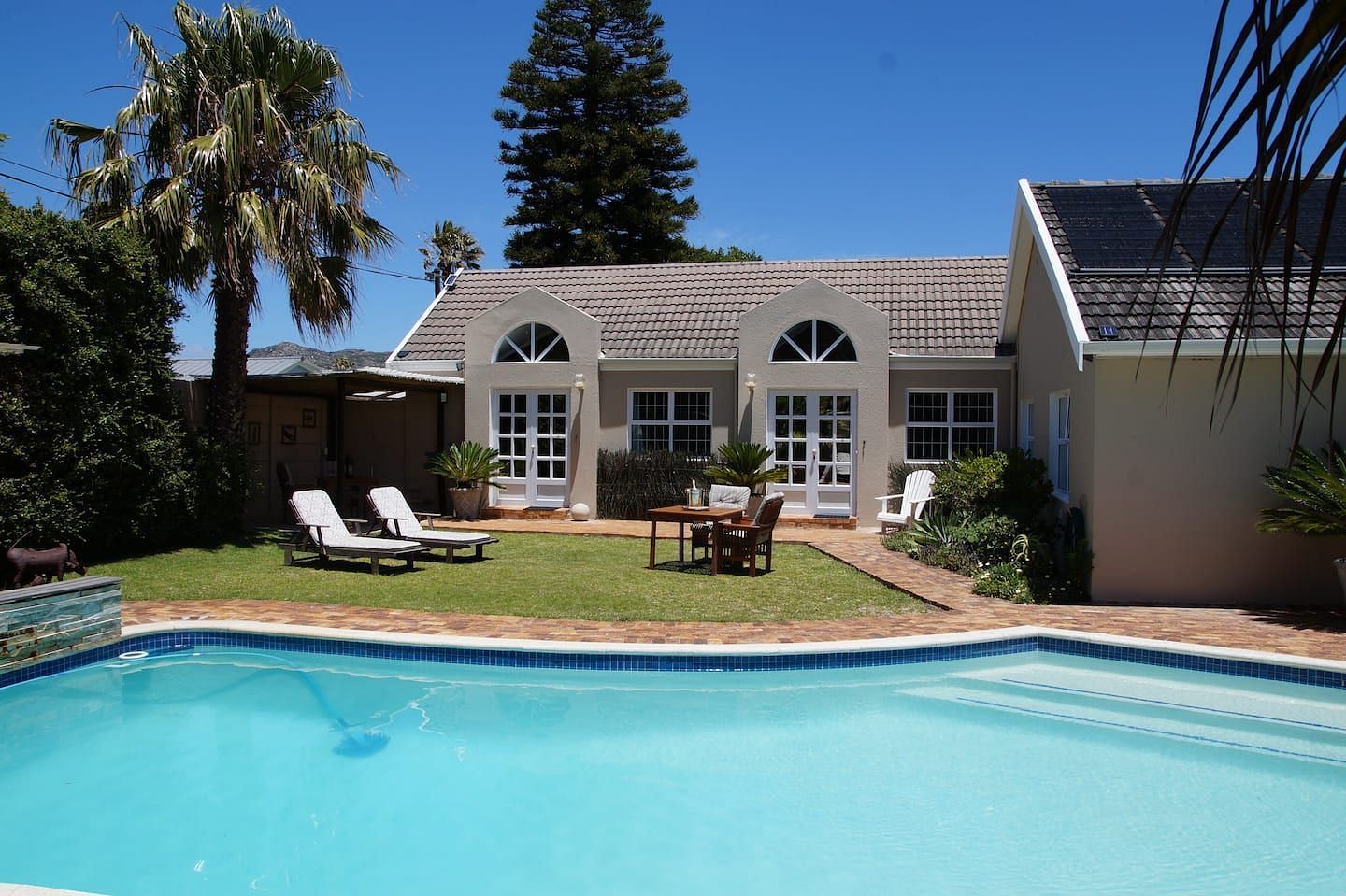 JWguest Residential Home at Cape Town, Western Cape | Wonderful Studio Apartment between 2 Oceans #1 | Jwbnb no brobnb 1