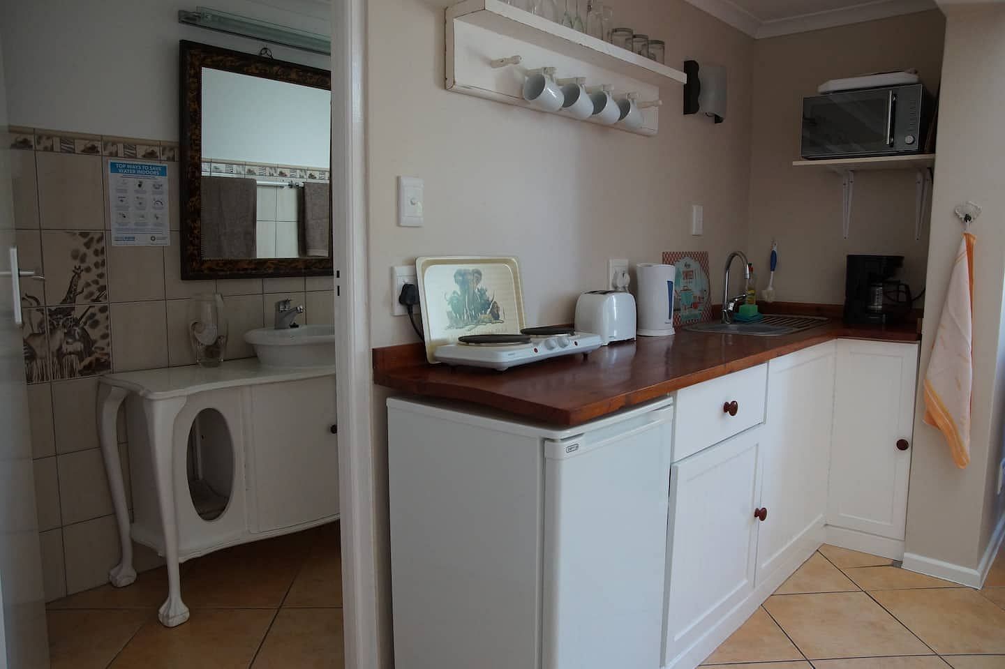 JWguest Residential Home at Cape Town, Western Cape | Wonderful Studio Apartment between 2 Oceans #2 | Jwbnb no brobnb 12