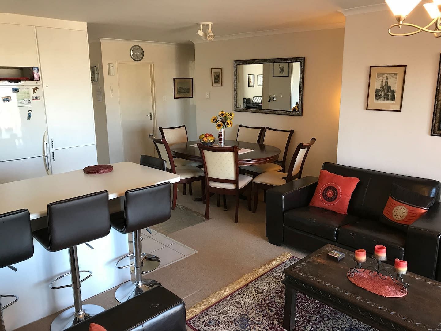 JWguest Rental unit at Cape Town, Western Cape | Apartment with ocean view | Jwbnb no brobnb 2