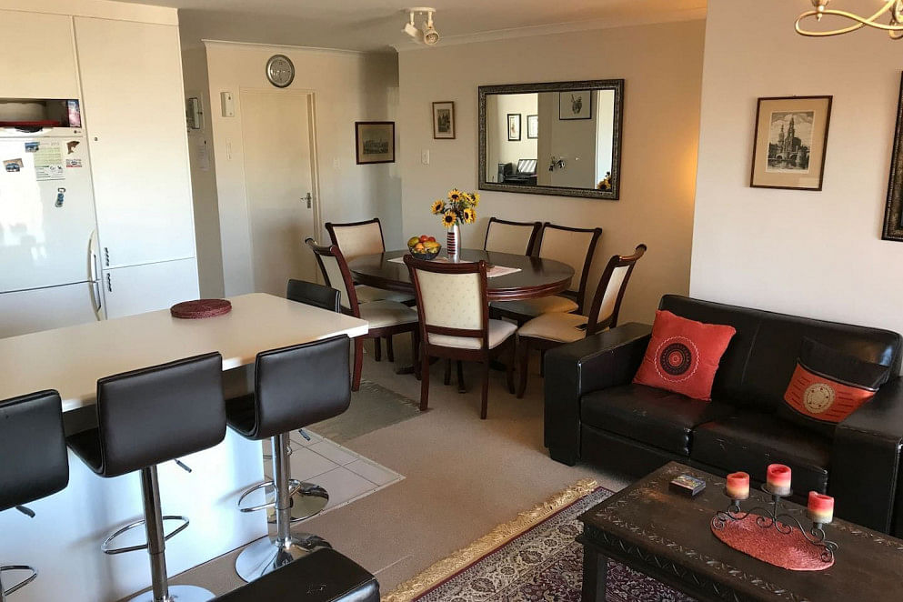 JWguest Rental unit at Cape Town, Western Cape | Apartment with ocean view | Jwbnb no brobnb 2
