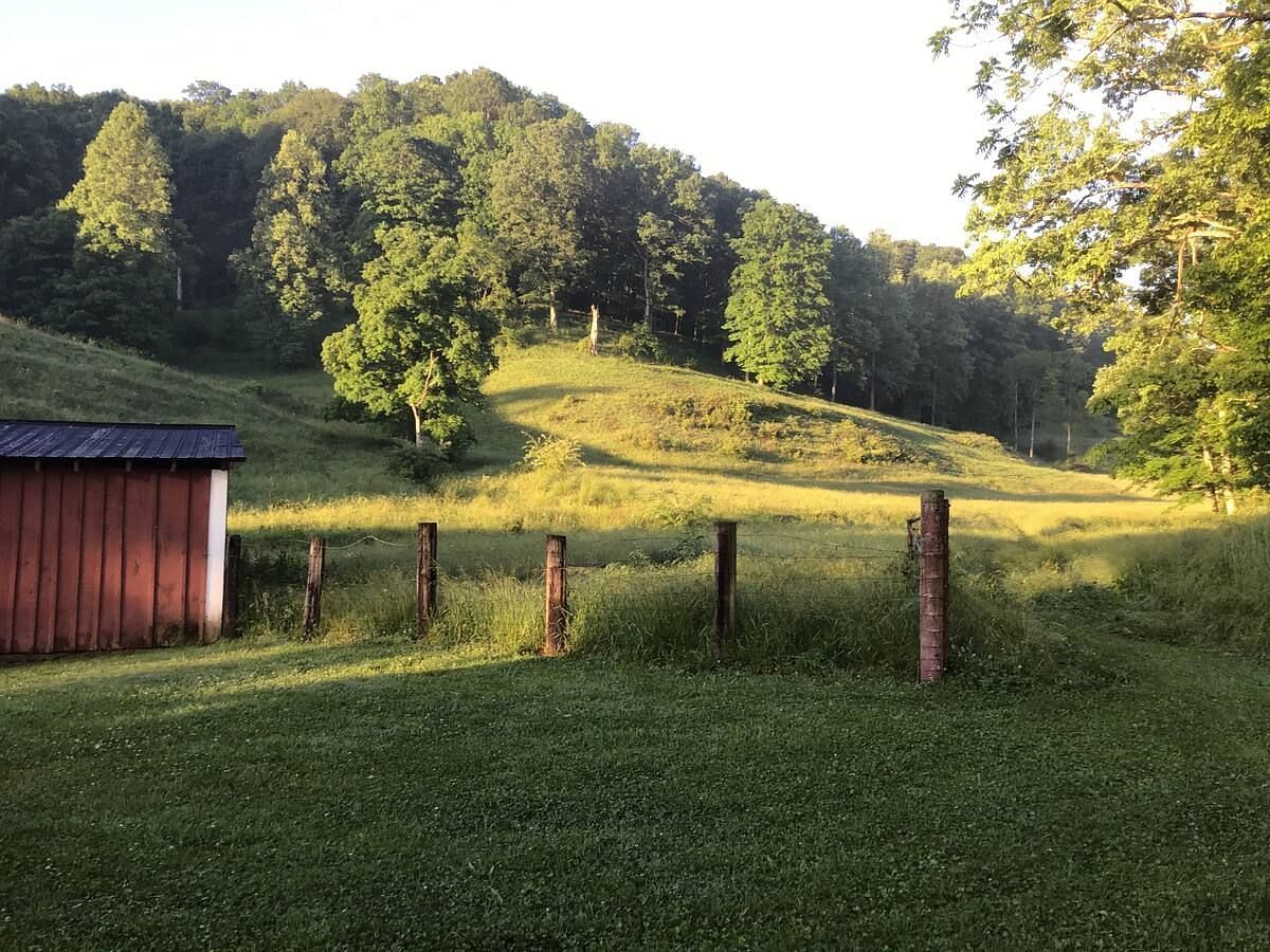 JWguest Residential Home at LeRoy, West Virginia | The Farm - Country Getaway | Jwbnb no brobnb 4