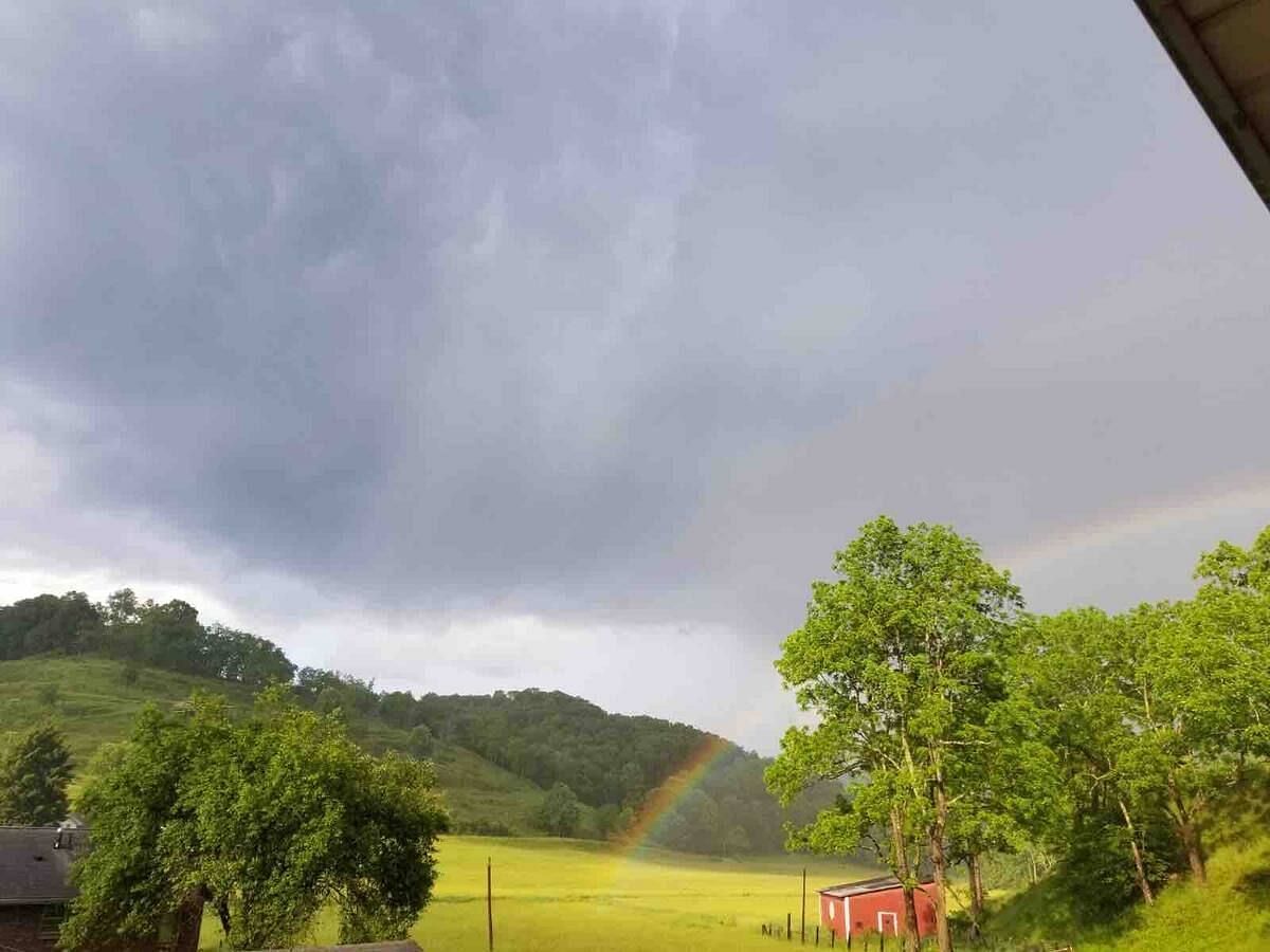 JWguest Residential Home at LeRoy, West Virginia | The Farm - Country Getaway | Jwbnb no brobnb 15