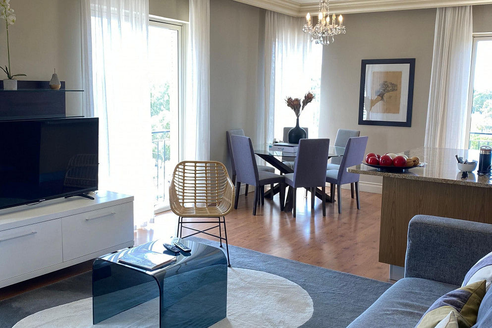 JWguest Apartment at Cape Town, Western Cape | Luxury modern apartment with view | Jwbnb no brobnb 8