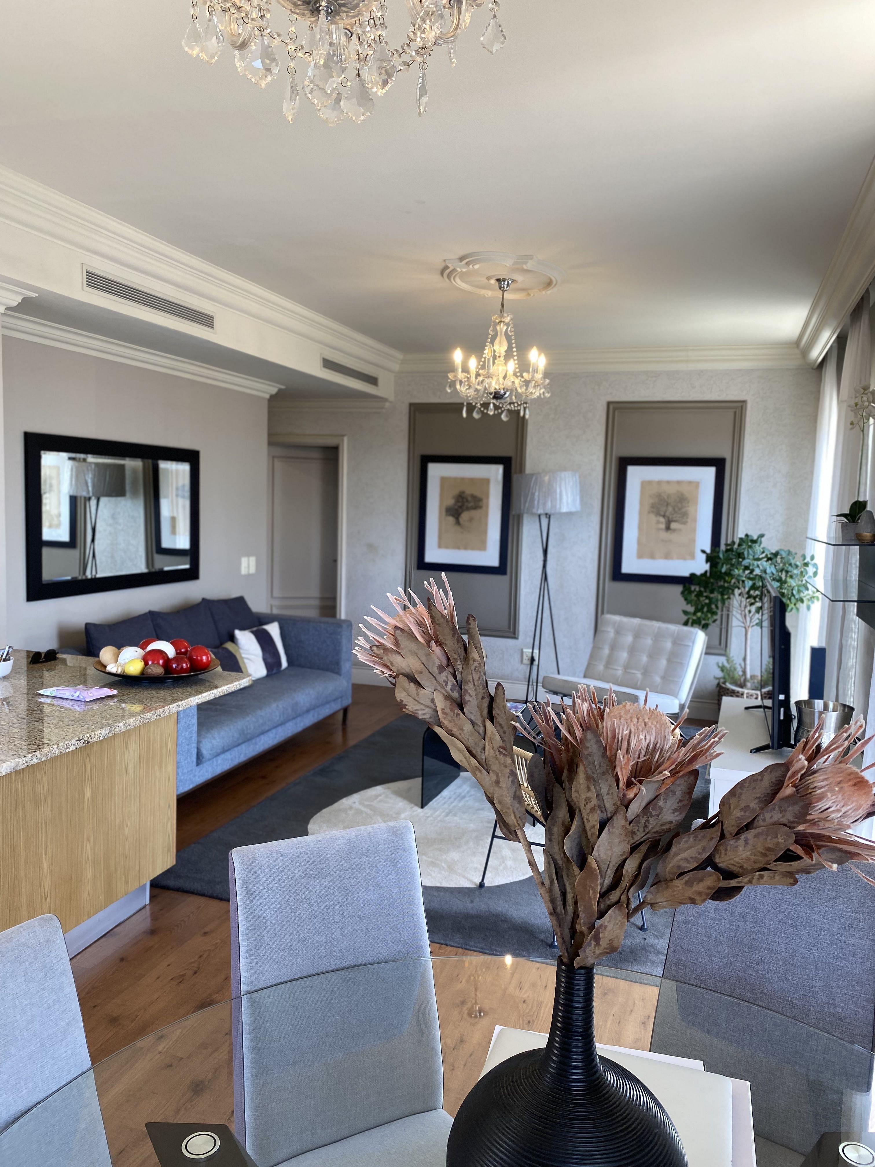 JWguest Apartment at Cape Town, Western Cape | Luxury modern apartment with view | Jwbnb no brobnb 9