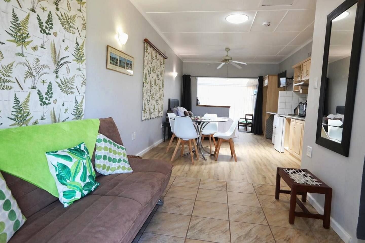 JWguest Apartment at Cape Town, Western Cape | Fully equipped Self-Catering studio | Jwbnb no brobnb 16