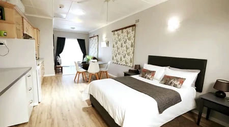 JWguest Apartment at Cape Town, Western Cape | Fully equipped Self-Catering studio | Jwbnb no brobnb 1