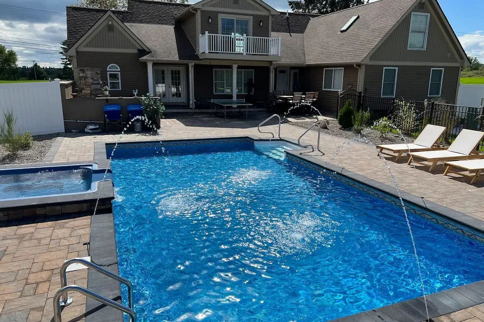 JWguest Villa at Wallkill, New York | Resort style house with pool - 5min from bethel | Jwbnb no brobnb 4