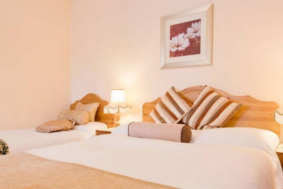 JWguest Bed and Breakfast at Carlanstown, County Meath | Corner Room 4 in Carlanstown, Kells | Jwbnb no brobnb 1