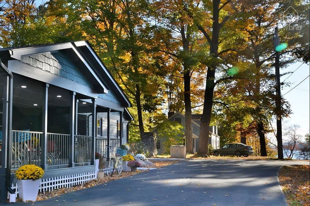 JWguest House at Greenwood Lake, New York | Greenwood Lake Getaway - Warwick New York | Jwbnb no brobnb 24