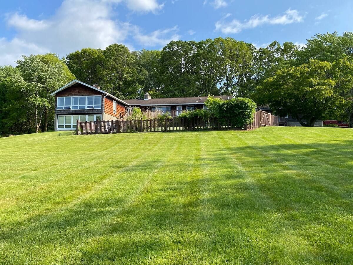 JWguest House at Warwick, New York | Serenity Acres with Pool and Fire-Pit in Warwick, NY | Jwbnb no brobnb 1