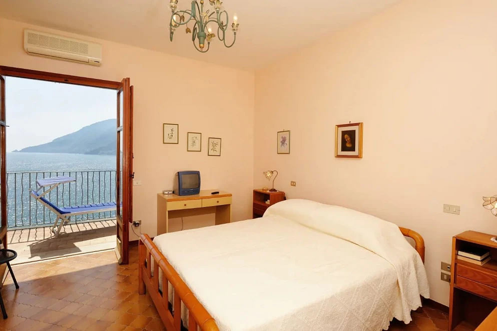 JWguest Apartment at Maiori, Campania | Felicity Villa Amalfi Coast | Jwbnb no brobnb 19