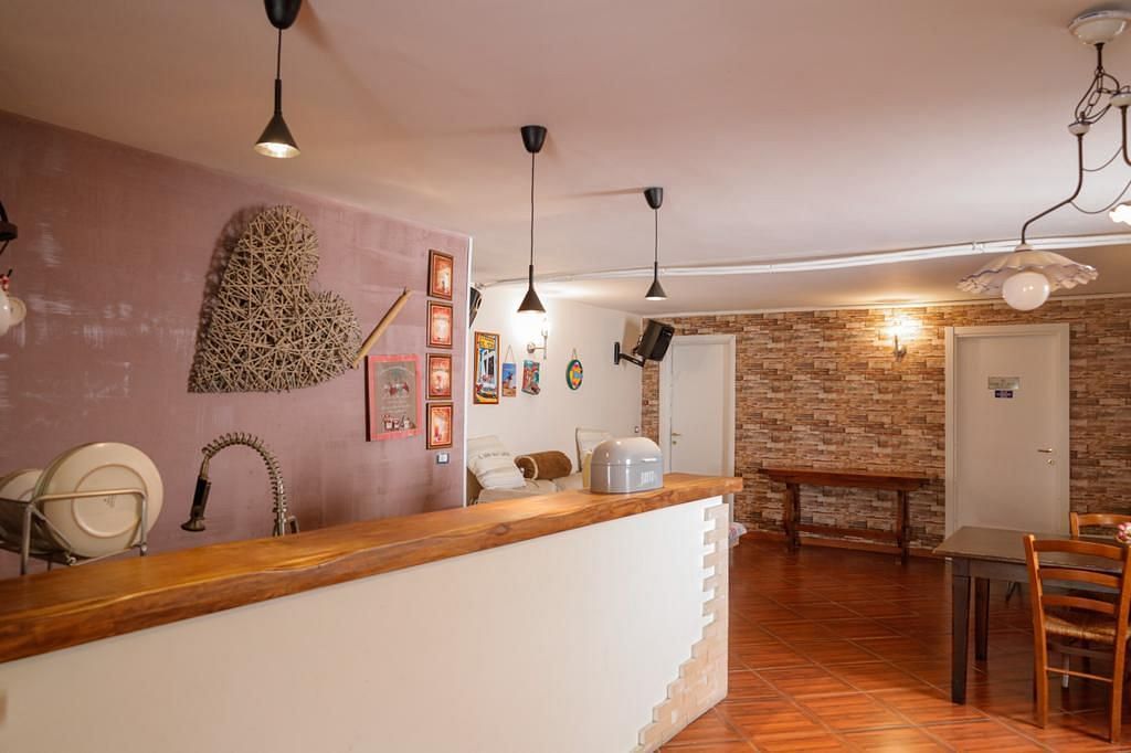 JWguest Rental unit at Lago Patria, Campania | Cozy loft near Naples | Jwbnb no brobnb 8