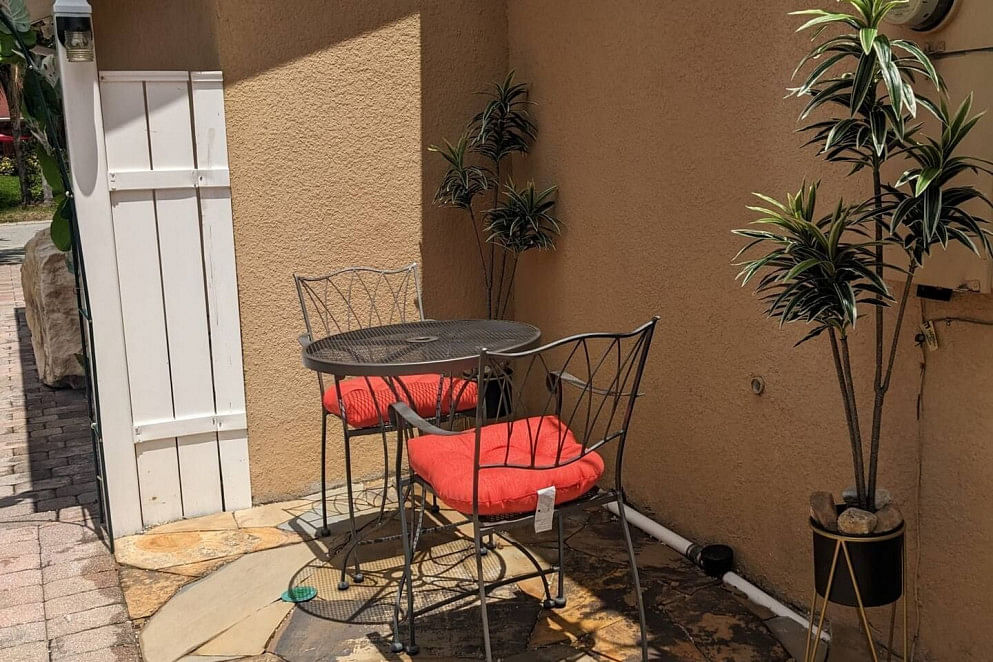 JWguest Rental unit at Orlando, Florida | Gateway with waterfall, and grotto, in SODO | Jwbnb no brobnb 27