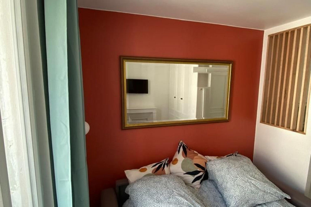 JWguest Apartment at Paris, Île-de-France | Cozy appartement in Montmartre, Paris | Jwbnb no brobnb 9