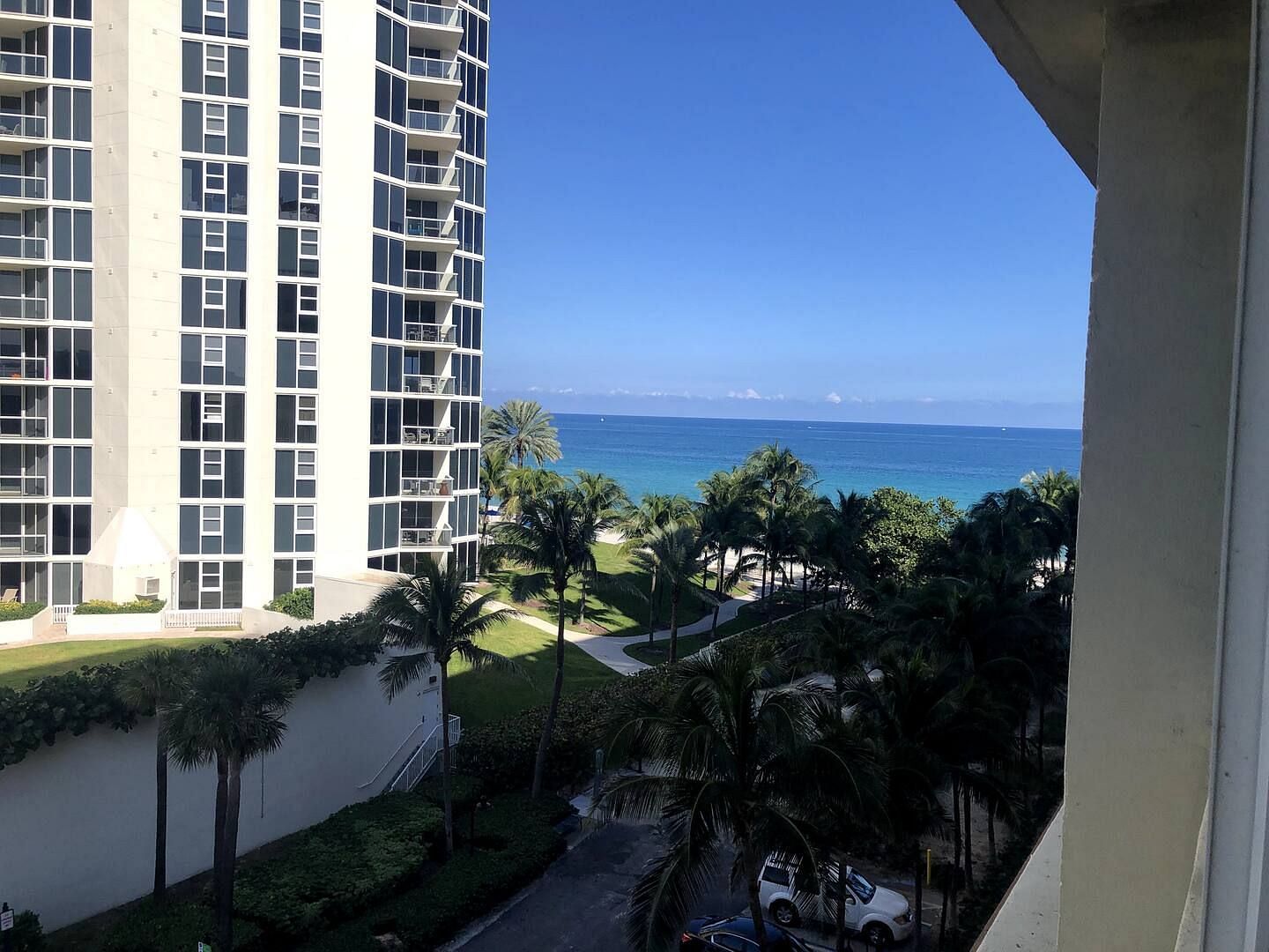 JWguest Apartment at Sunny Isles Beach, Florida | Ocean view 1-bedroom Vacation Home | Jwbnb no brobnb 17