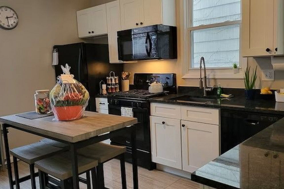 JWguest Apartment at Jersey City, New Jersey | Very Clean and Comfortable 3 Bedroom  Near Everything | Jwbnb no brobnb 5