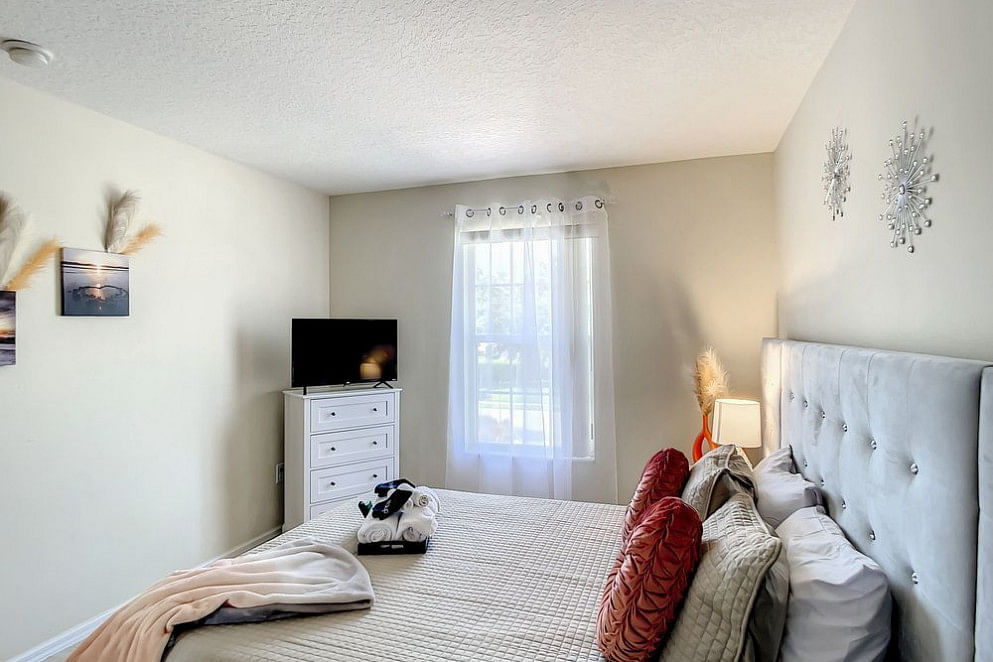 JWguest House at Kissimmee, Florida | Home in Kissimmee with Private Pool and Lakeview | Jwbnb no brobnb 19
