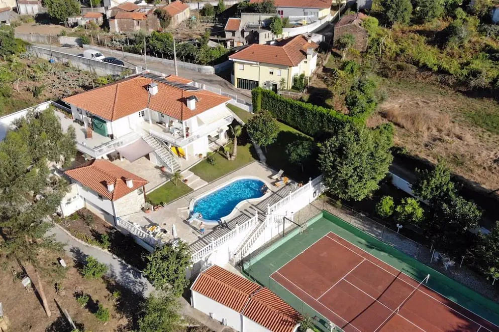 JWguest Villa at Canedo, Aveiro | Beautiful villa for your vacation Maxi 8 | Jwbnb no brobnb 20