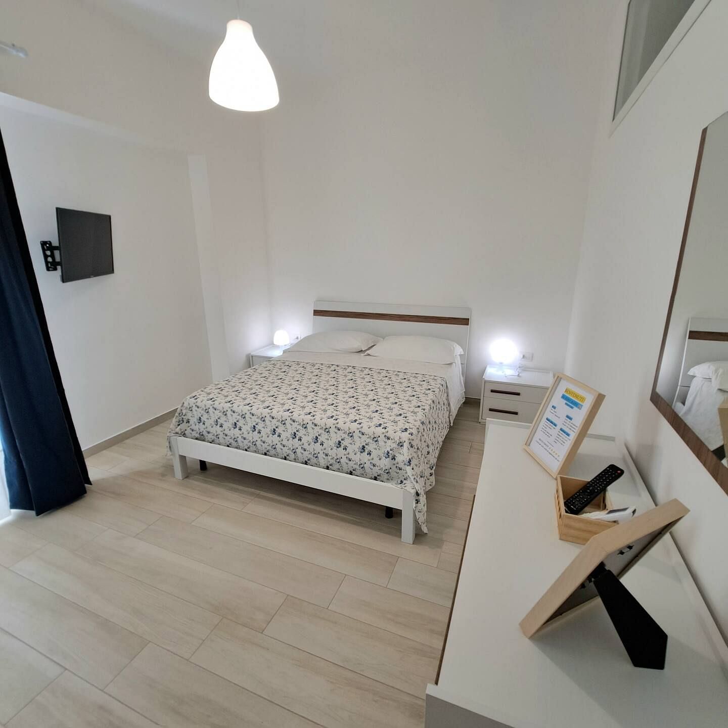 JWguest Apartment at Bacoli, Campania | Holiday Home Argento | Jwbnb no brobnb 11