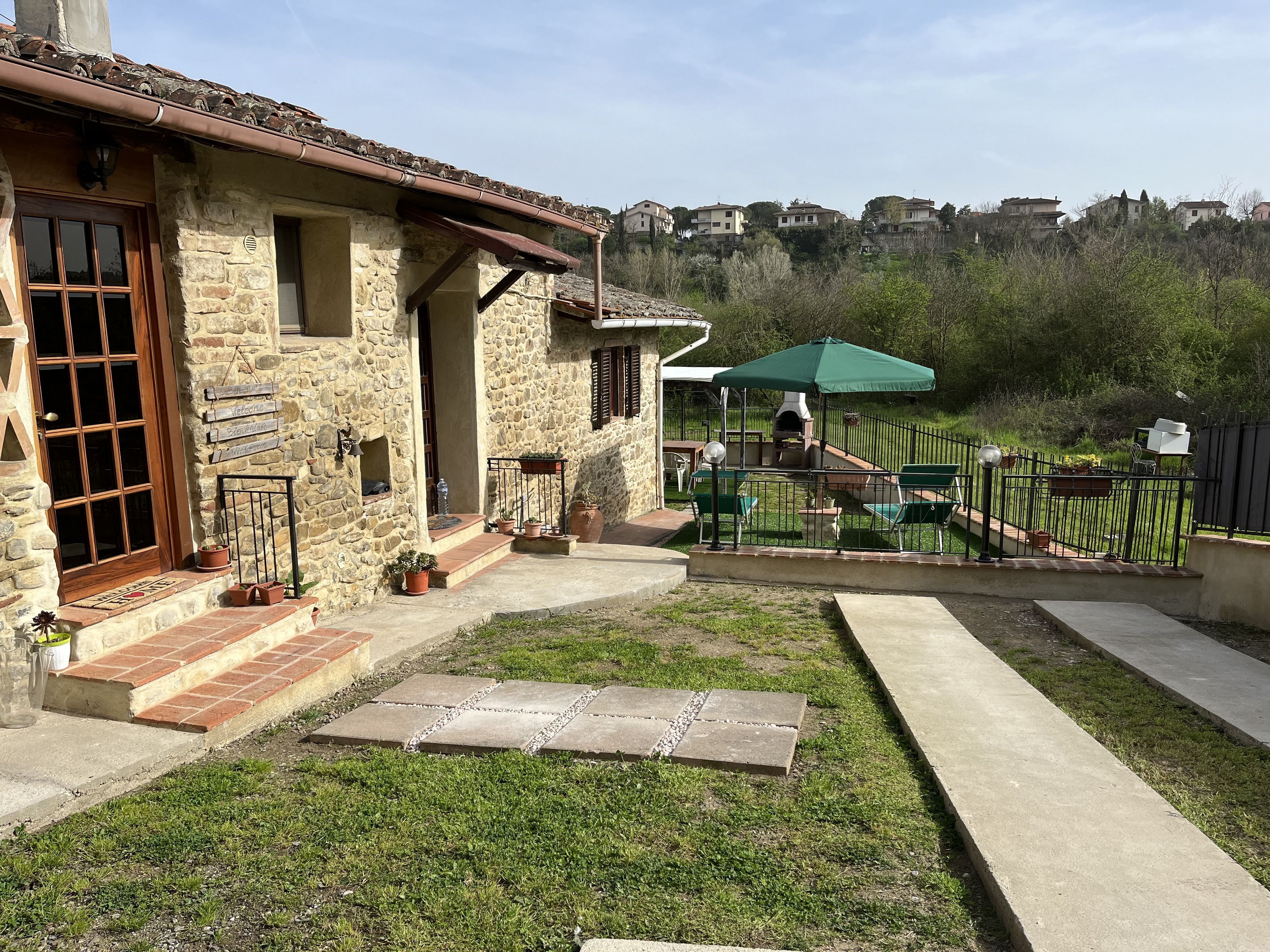 JWguest House at Zona Industriale, Toscana | Charming stone house in typical Tuscan style | Jwbnb no brobnb 1