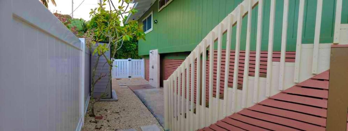 JWguest House at Hauula, Hawaii | Punalu'u Ocean Paradise - Oceanfront Beach House | Jwbnb no brobnb 13